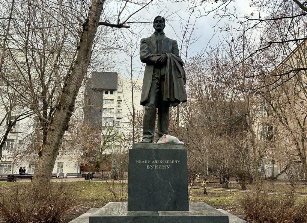 Арбатская — Баррикадная: 17 саженей над «Московским нулем»  фото
