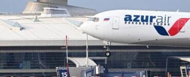 Azur Air корректирует расписание полётов в связи с ограничениями во Внукове