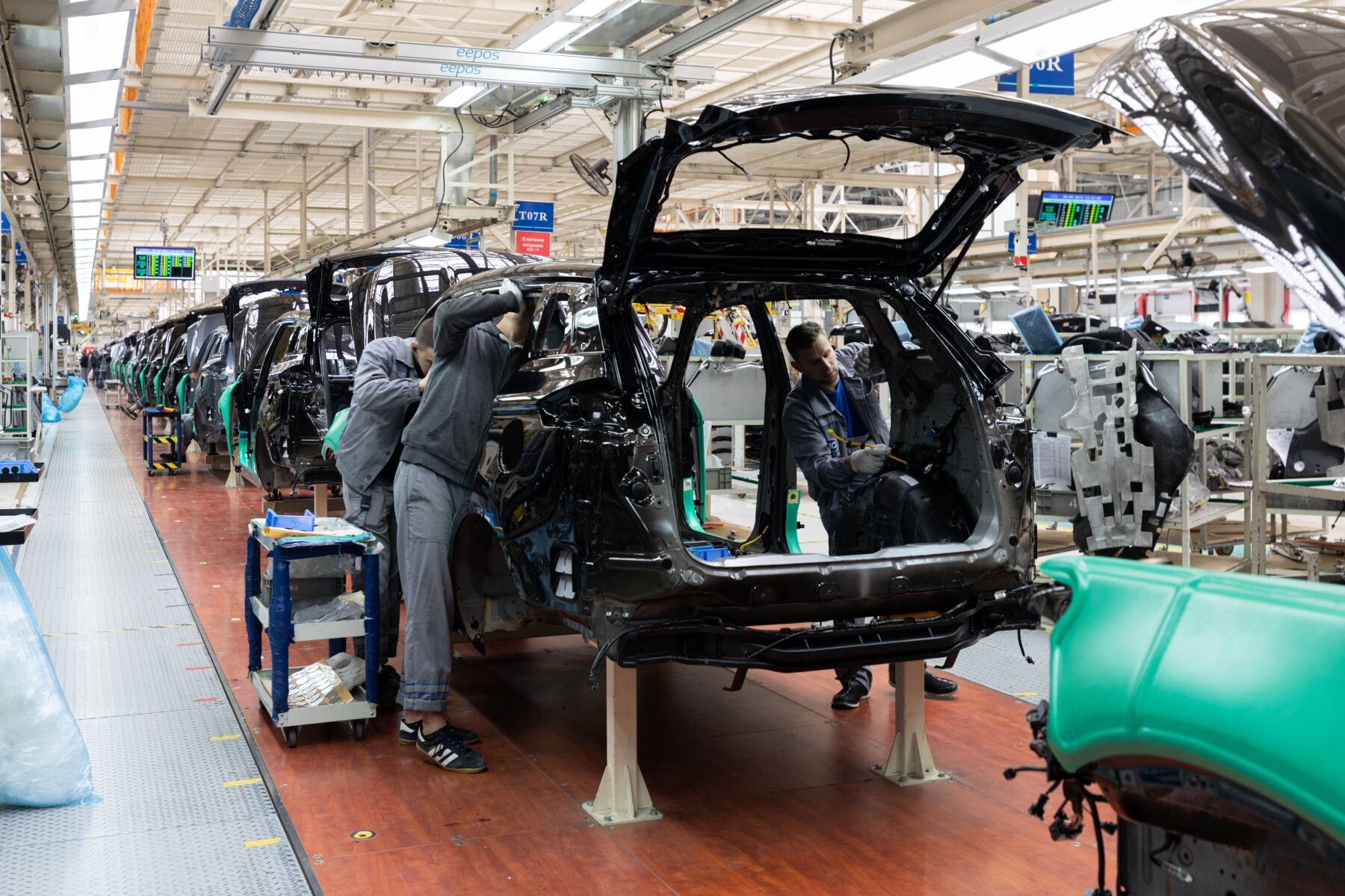 Бывшие заводы Toyota и Volkswagen вновь заработают в 2026 году