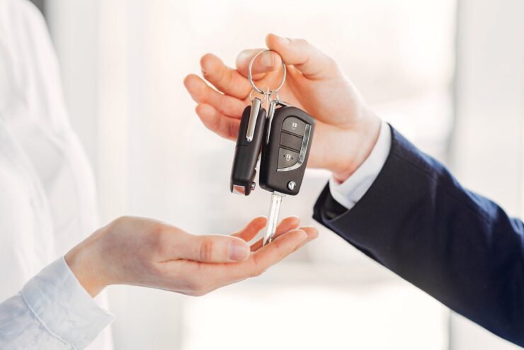 Депутаты хотят ввести налог на дорогие авто
