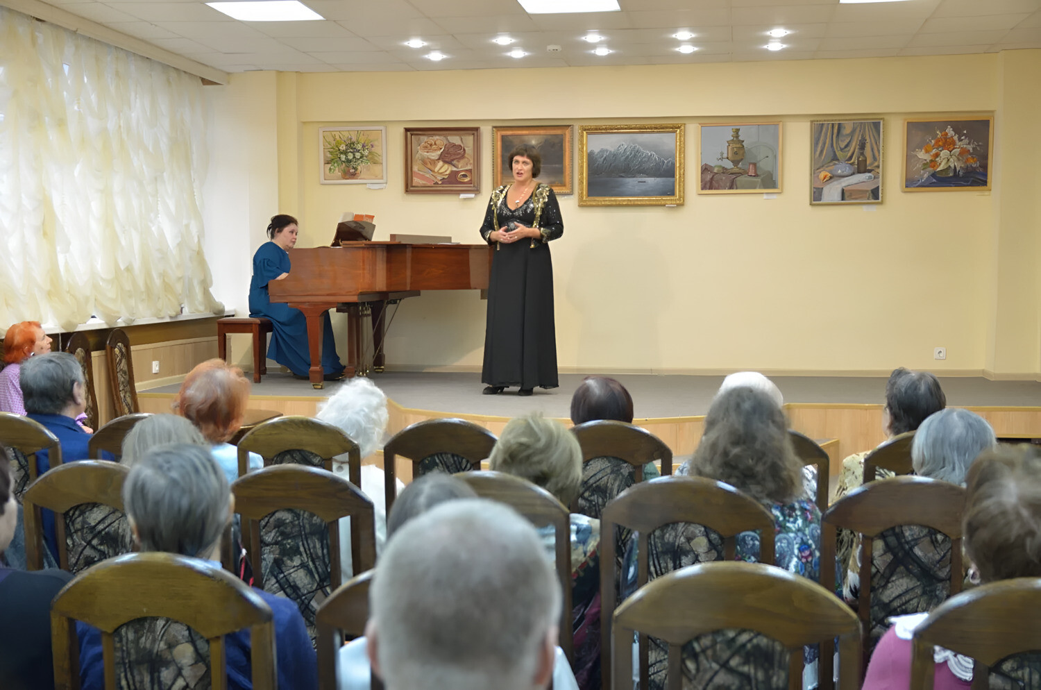 Клуб «Атом» подготовил концертную программу русского классического романса «Средь шумного бала»