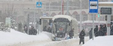 Москвичей предупредили о сильном снеге в городе с утра 24 февраля