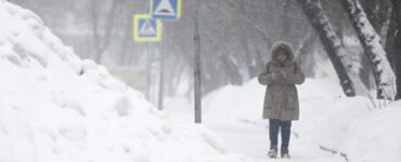 Синоптик Позднякова: Высота сугробов в Москве побила рекорд 16-летней давности