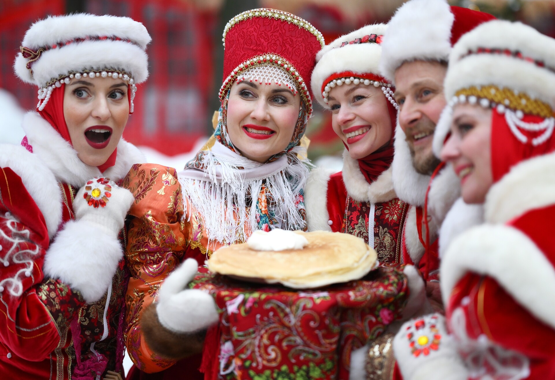 Фестиваль Масленица в Москве