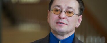 Безруков стал худруком МХАТ имени Горького