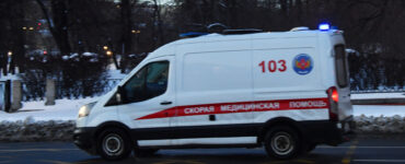 Москвичке прыснули в лицо из баллончика, когда она брала газеты в метро