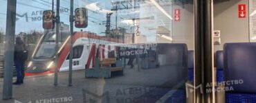 Поезда задерживаются на Казанском направлении МЖД из-за остановки состава