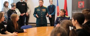 Шарипов и Шонов поддержали акцию студентов по сбору гуманитарной помощи в Москве