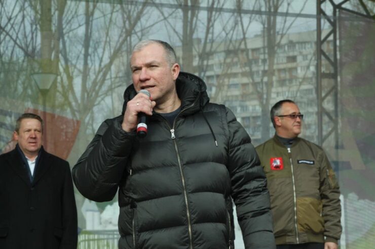 Участник СВО Александр Шелковой поддержал спортсменов на Кубке Основоположников самбо  фото