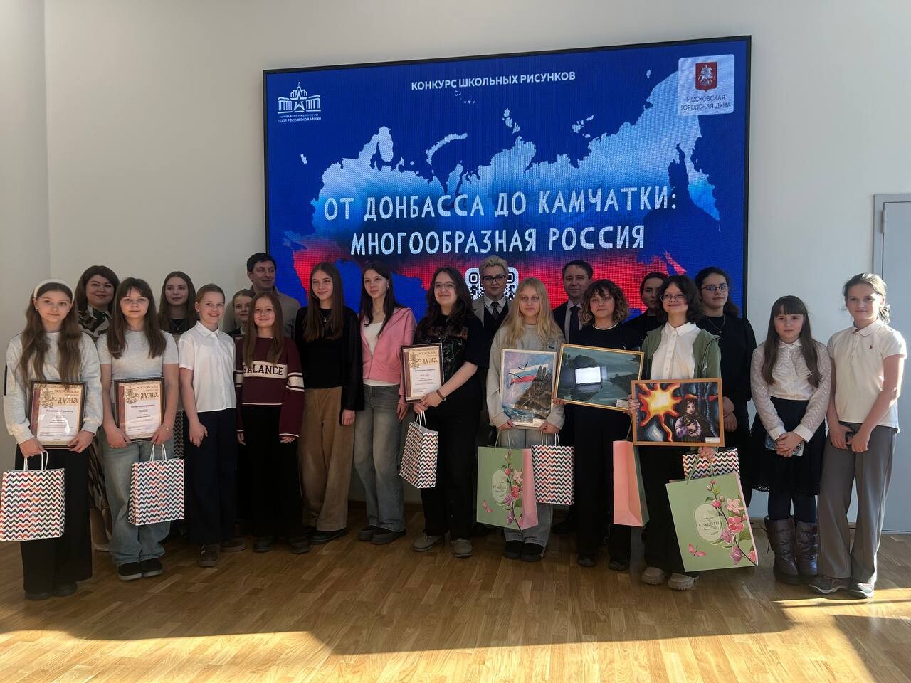 Выставка в Культурном центре Нева