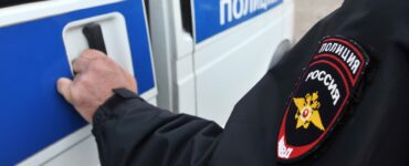 В Москве пьяный горожанин разозлился на авто-«подснежник» и напал на него