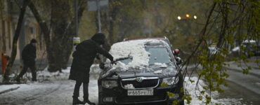 Агентство «Москва»: Спрос на лопаты в Москве вырос в 8 раз из-за непогоды