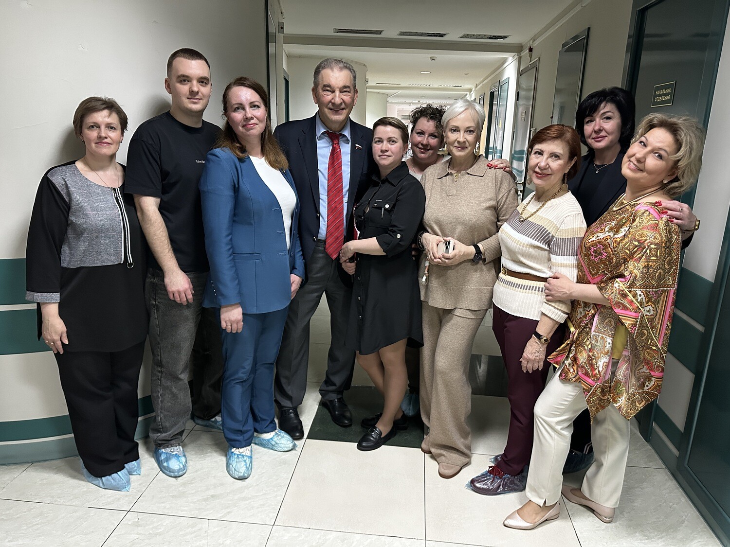 Депутат Владислав Третьяк поддержал бойцов СВО в больнице в Сокольниках