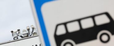 Камеры Москвы фиксируют 52 нарушения ПДД