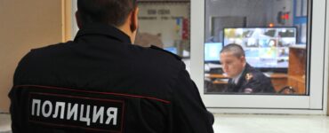 Москвич три года следил за тещей через веб-камеру и собирал ее голые видео