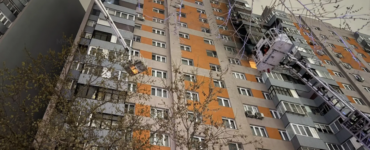 Один человек погиб и трое пострадали при взрыве в многоэтажном доме в Мытищах