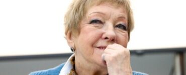 Сергей Собянин поздравил с днем рождения народную артистку России Ольгу Волкову