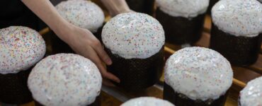 В Москве на Пасху вырос спрос на лимонные и морковные куличи