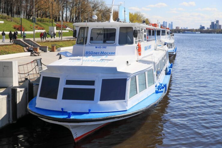 В Москве начали работу переправы до Химок и Южного Тушина