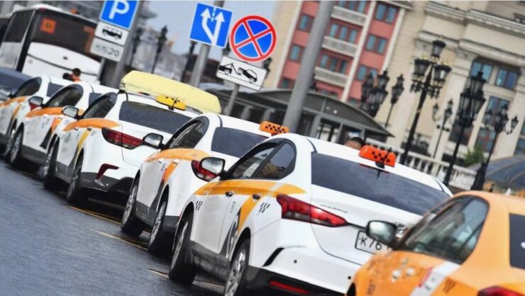 В Подмосковье за три месяца прекратили работу более 8 тысяч такси