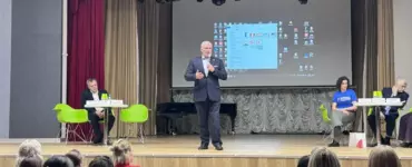 Ветеран СВО Александр Шелковой выступил на форуме по безопасности детей в Лианозово