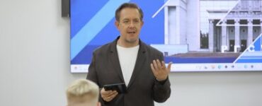 Асафов провел лекцию о роли высшего образования в обеспечении суверенитета