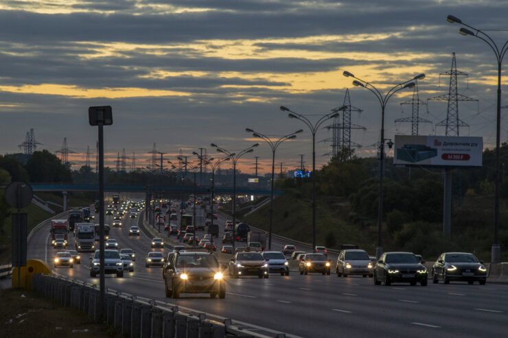 Дептранс: В центре Москвы возможны временные локальные перекрытия