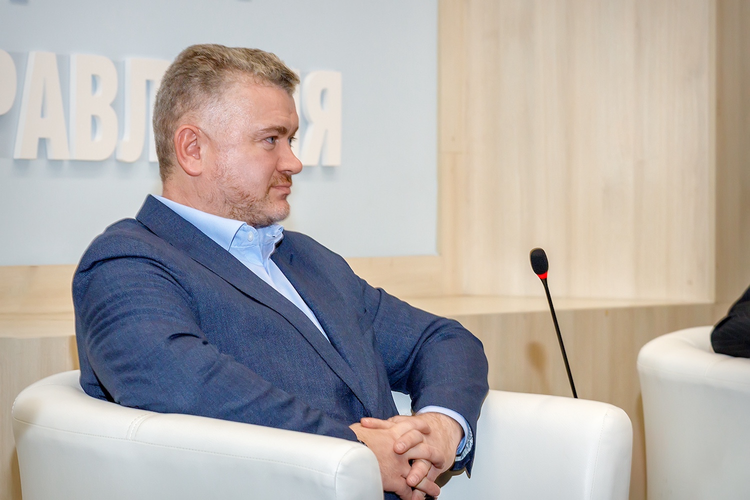 Глава Центра развития Андриенко: более 80 тысяч абитуриентов планируют присоединиться к дням открытых дверей в московских вузах фото