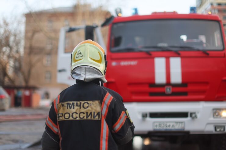 МЧС: В Подольске произошел пожар на площади 1,5 тысячи квадратных метров