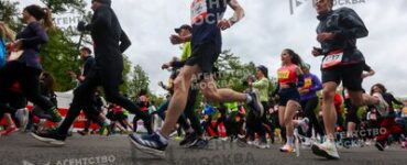 Московский бегун выиграл серебро чемпионата России по марафону в Казани