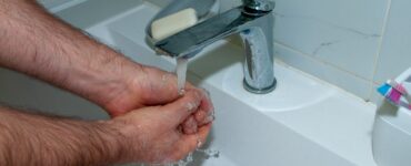 Отключения горячей воды в Москве стартуют 13 мая