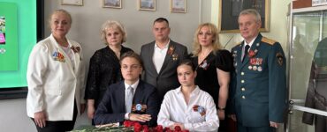 Герой России Эдуард Казымов открыл «Парту героя» в память о полковнике Альберте Безвесильном  фото