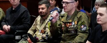 Подмосковные ветераны СВО получили автомобили с ручным управлением