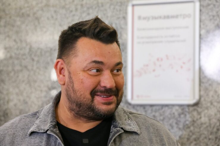 Сергей Жуков прокомментировал успех песен «Руки Вверх!» в 2026 году