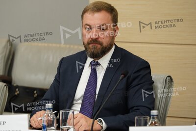 Собянин предложил на пост омбудсмена столицы члена ОП Москвы Андрея Мецлера