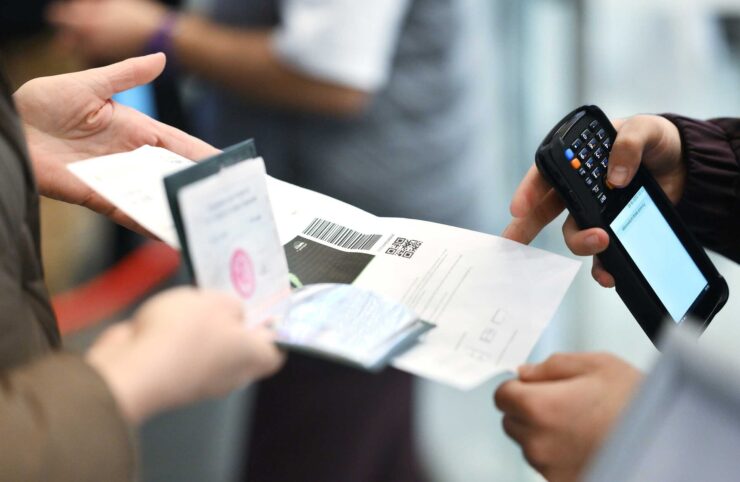 Театры и музеи Москвы попросили посетителей до 11 мая распечатывать билеты