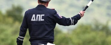 В Подмосковье инспекторы ГАИ заставили водителя сдать мочу для теста на дороге