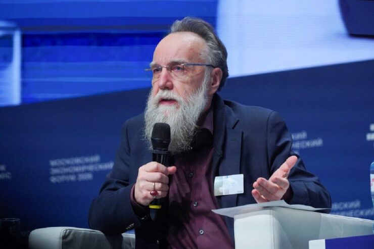 Философ Дугин похвалил искусственный интеллект