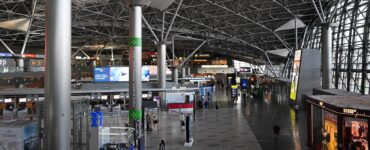 Московские аэропорты Внуково и Домодедово начали работать по согласованию