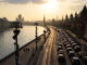 Вид на Москву-реку и дорожное движение у Кремля в вечернее время