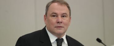 Петр Толстой поздравил с Днем России жителей ЮВАО