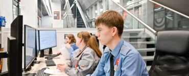 Ракова: Более 300 ведущих компаний Москвы станут партнeрами летней профориентации для подростков
