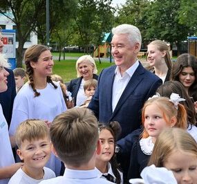 Собянин и Кириенко встретились с участниками первой смены спортивно-патриотического лагеря