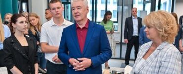 Собянин встретился с педагогами и учениками школы-новостройки в Марьиной Роще