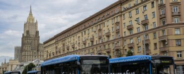 В Москве Олег Гордиенко стал лучшим водителем электробуса 2026 года
