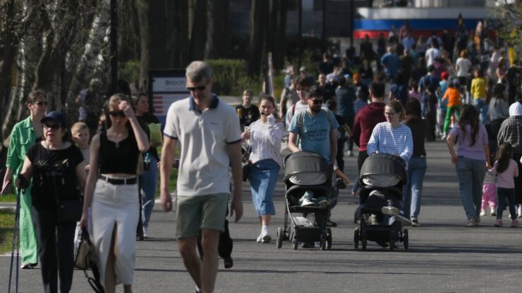Жители Подмосковья смогут проверить здоровье в 21 парке в праздничные выходные