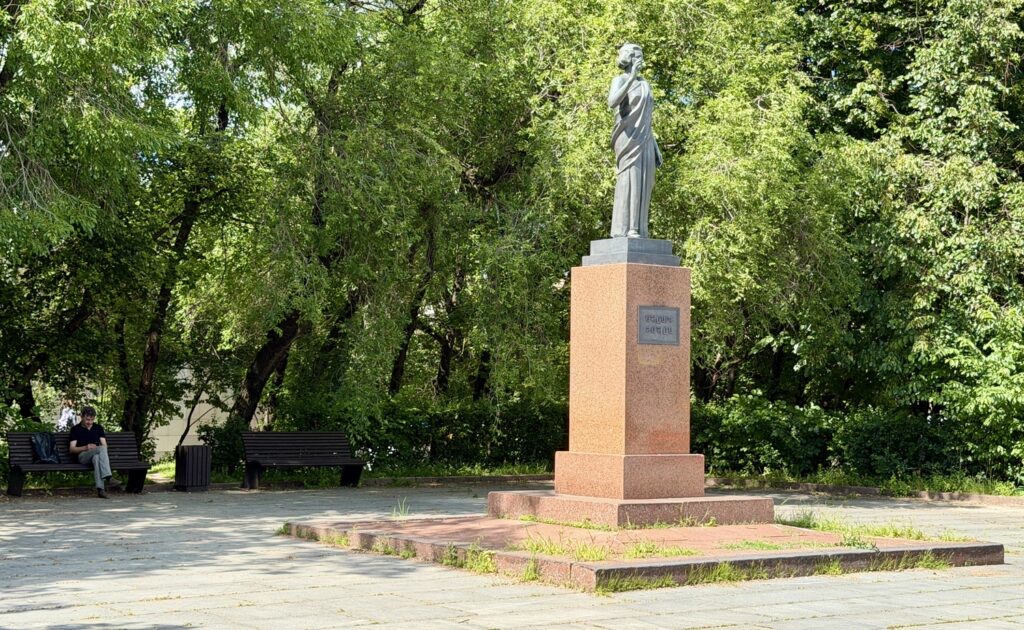 Минская — Раменки: сафари с Манделой и Ганди Минская — Раменки: сафари с Манделой и Ганди фото