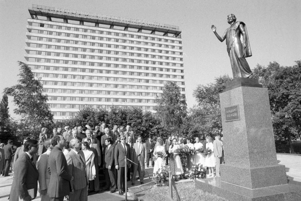 Минская — Раменки: сафари с Манделой и Ганди Минская — Раменки: сафари с Манделой и Ганди фото