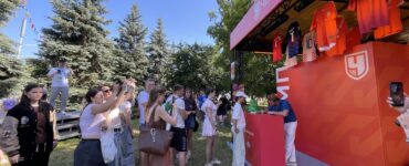 «Чемпионат» собрал культовых спортсменов в студии на VK Fest 2026