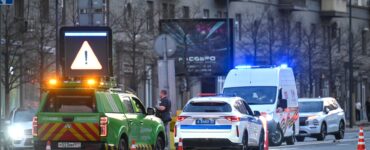 Двое москвичей вместе с несовершеннолетней попытались инсценировать ДТП